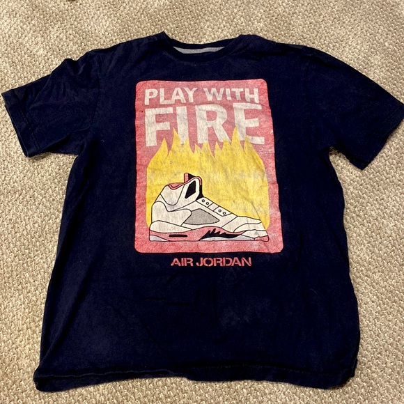 Air Jordan Tshirt - Picture 1 of 3
